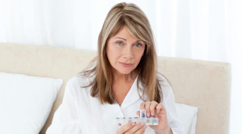 How one can Use Hormone Remedy to Handle Menopause Signs